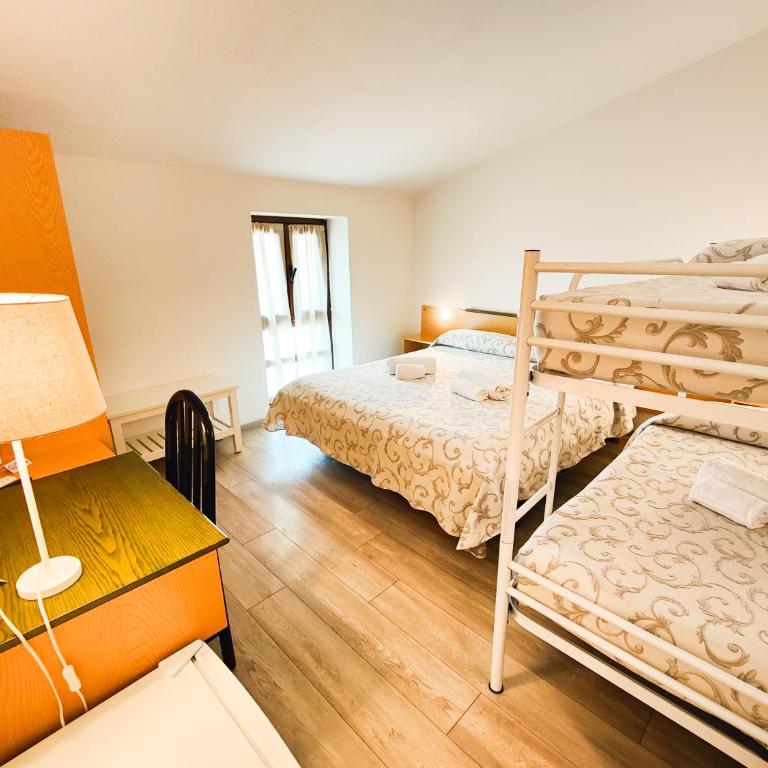 Albergo B&B Tenesi - Camera Matrimoniale Comfort - 6