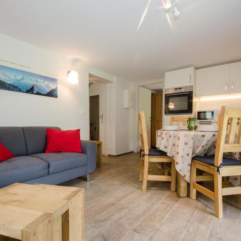 Appartement rénové avec vue Mont-Blanc, parking et WiFi à Chamonix - FR-1-343-206 - Apartment - 1