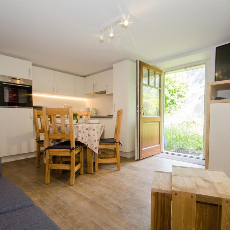 Appartement rénové avec vue Mont-Blanc, parking et WiFi à Chamonix - FR-1-343-206 - Apartment - 13