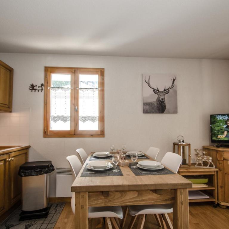 Appartement calme 3 étoiles avec Wi-Fi et parking, Chamonix - FR-1-343-212 - Apartment - 4