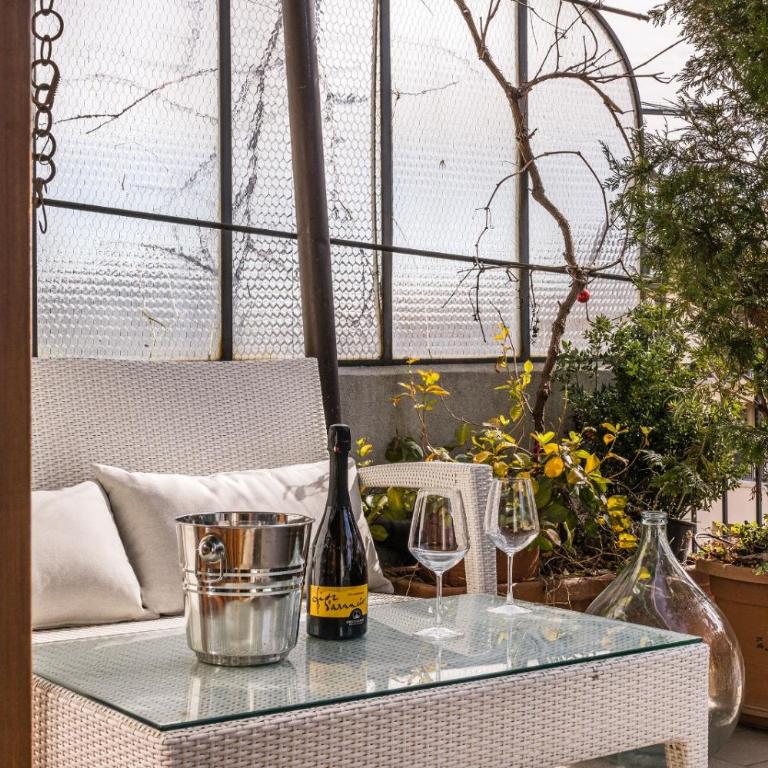 enJoy Home - Attico con idromassaggio e garage - zona Sant'Antonio - Appartamento con 1 Camera da Letto - 30