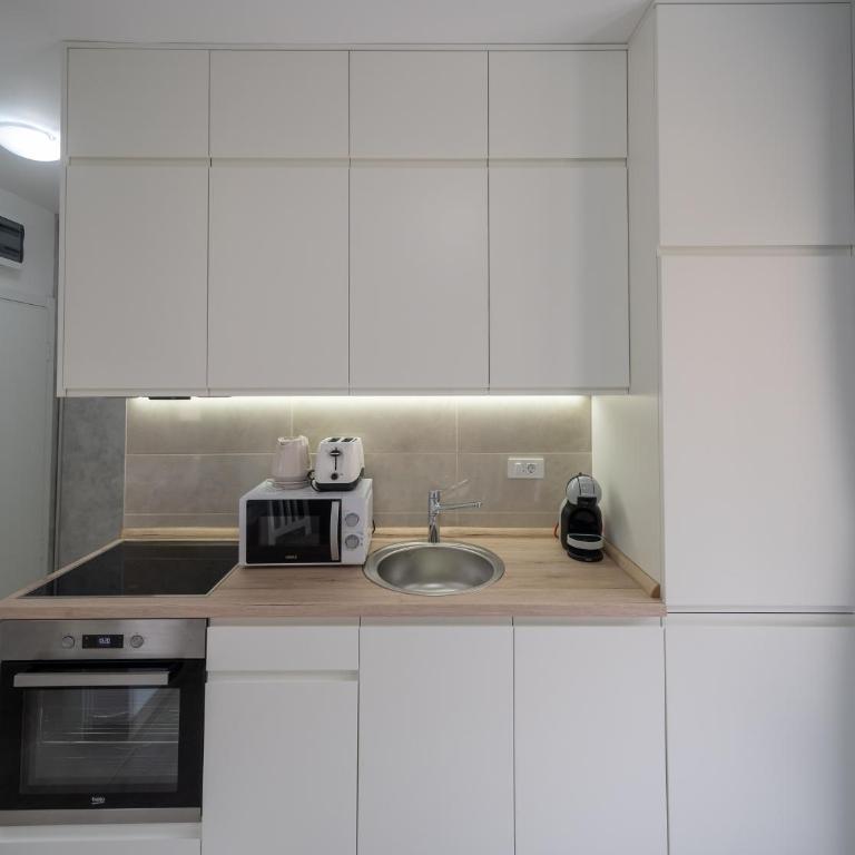 Apartment Adriana - One-Bedroom Apartment - 8