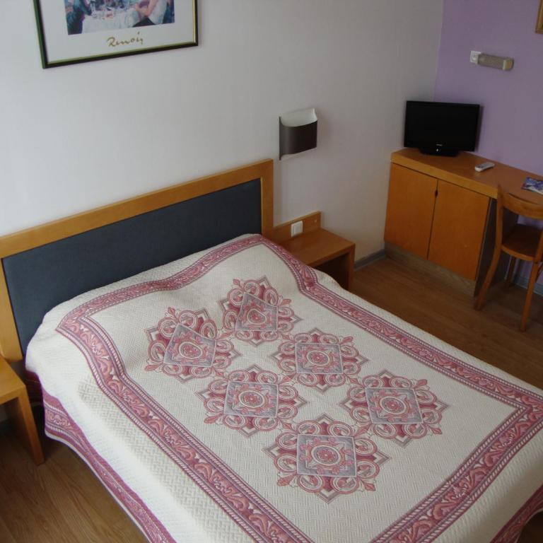 Hôtel Au Petit Languedoc - Chambre Double - 5