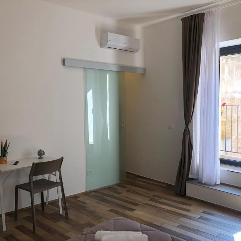 Gata Galleria Taranto - Luxury Triple Room - 7
