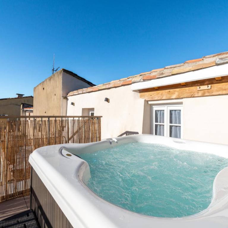 Le 11 JACUZZI avec Terrasses Clim Netflix Parking - Apartment mit 1 Schlafzimmer - 2