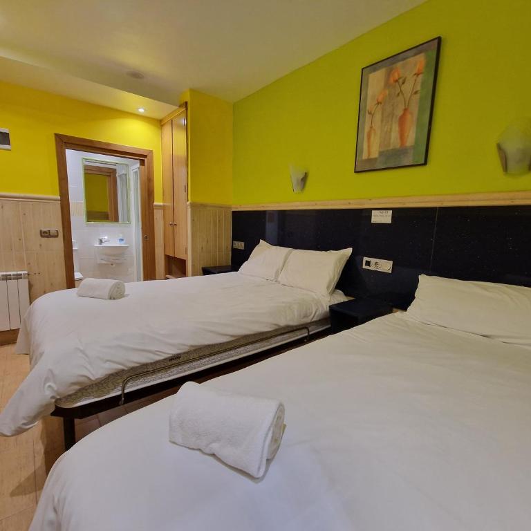 Pension Izar Bat Guesthouse - Self Check-in - Habitación Doble - 2 camas - 3
