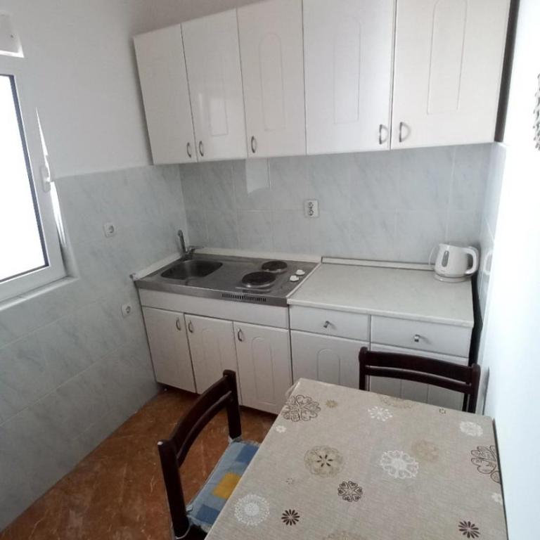 Apartments Dikan - Apartment with Balcony - 1