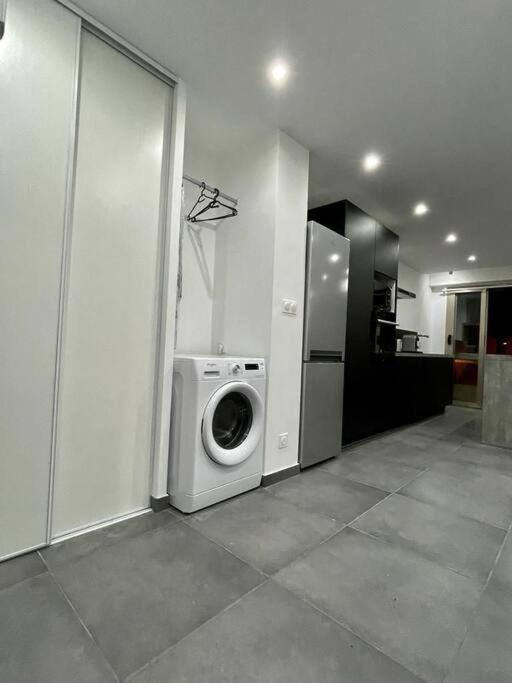 Appartement 3 pièces refait à neuf. Centre-ville. - Apartment mit 2 Schlafzimmern - 16