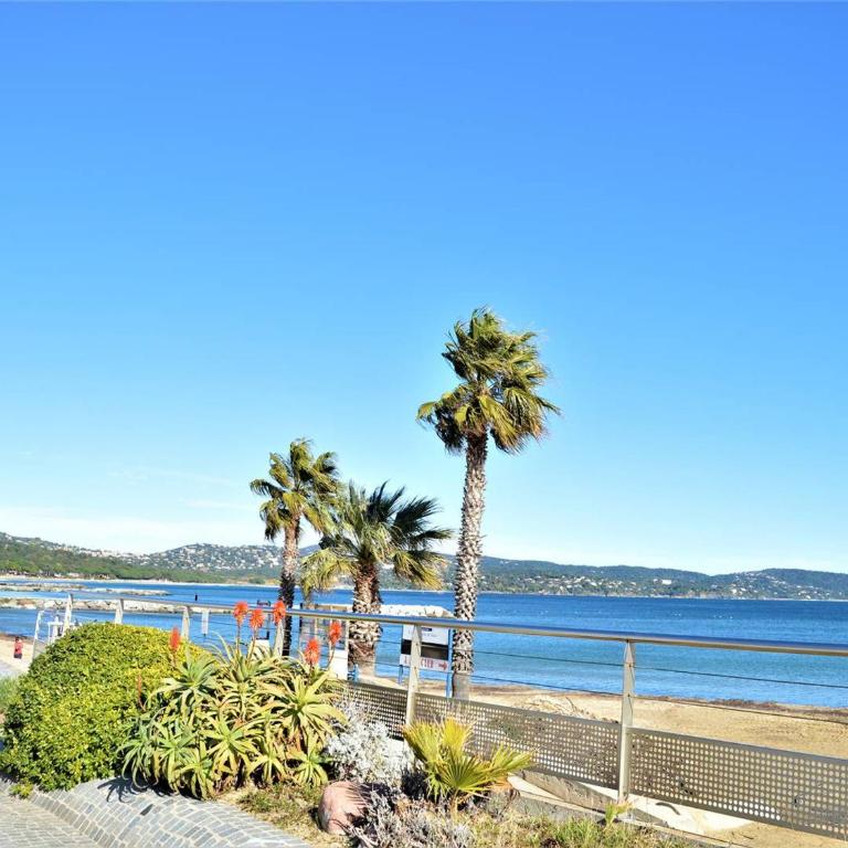 Appartement pour 4 pers. à Cavalaire avec climatisation et animaux acceptés - FR-1-226B-136 - Apartment - 2