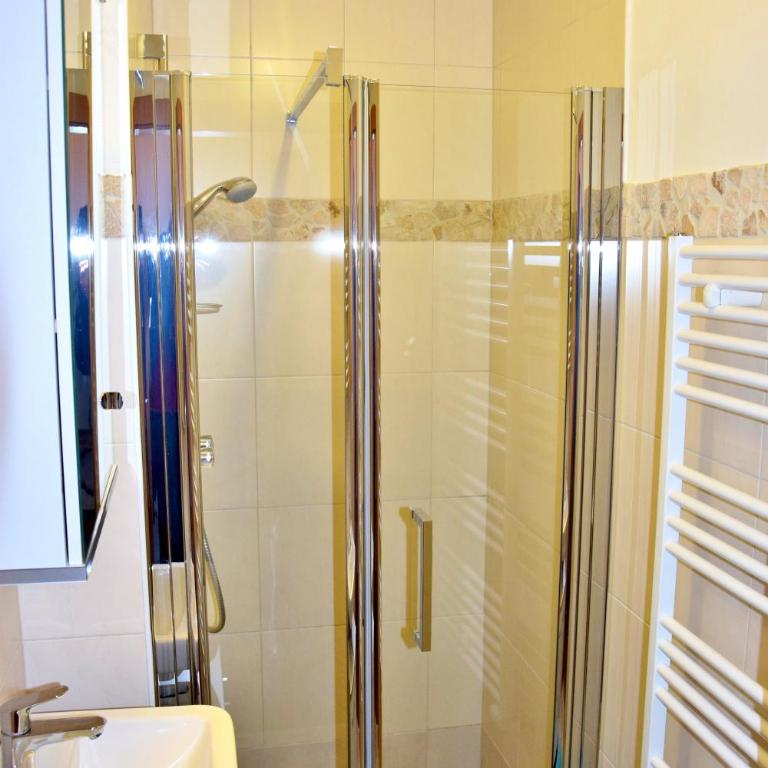 Astoria Appartements - Apartment mit 1 Schlafzimmer - 2