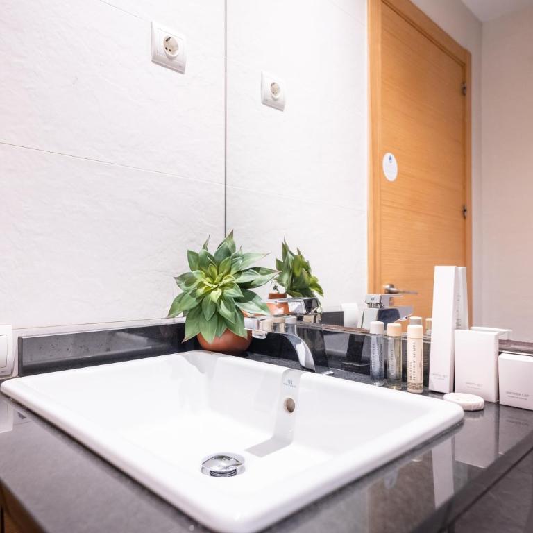 Sweett - Eixample Central - Two-Bedroom Apartment - 4