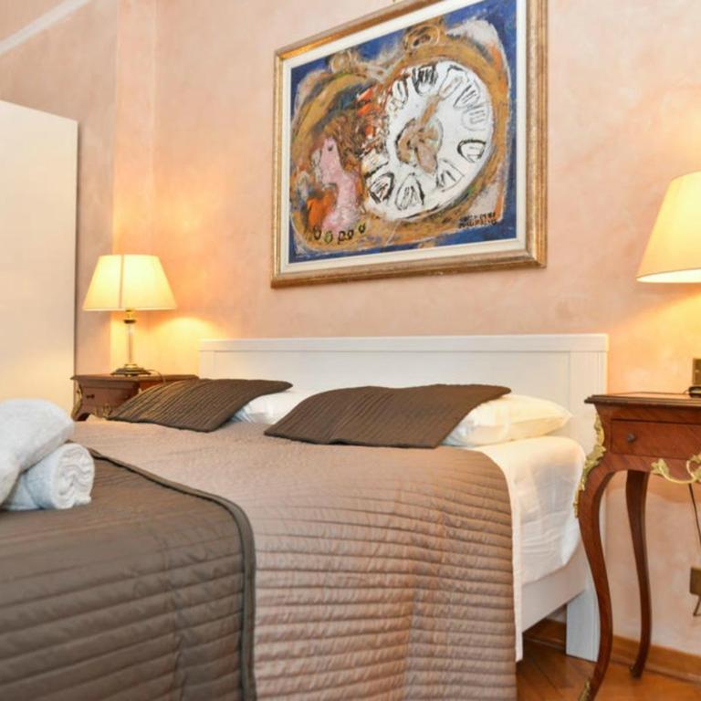 B&B Classy Rome - Camera Matrimoniale con Bagno in Comune - 5