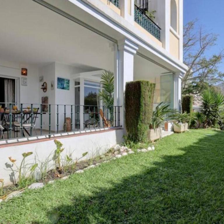 Aloha Gardens in Puerto Banus (Marbella) - Apartamento de 2 dormitorios - 10