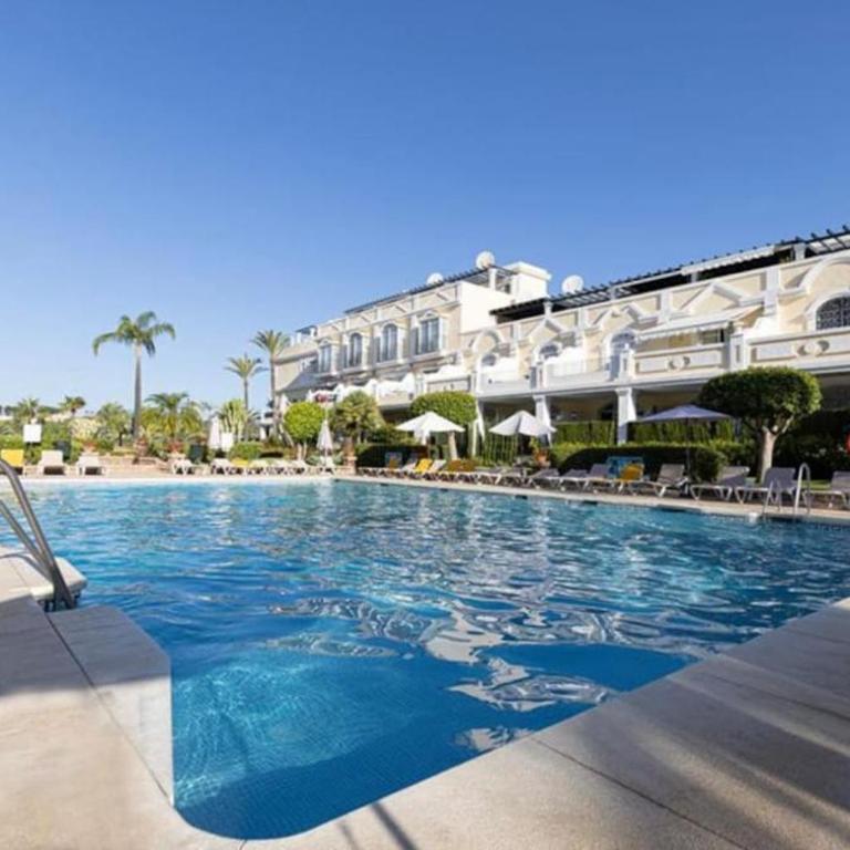Aloha Gardens in Puerto Banus (Marbella) - Apartamento de 2 dormitorios - 18