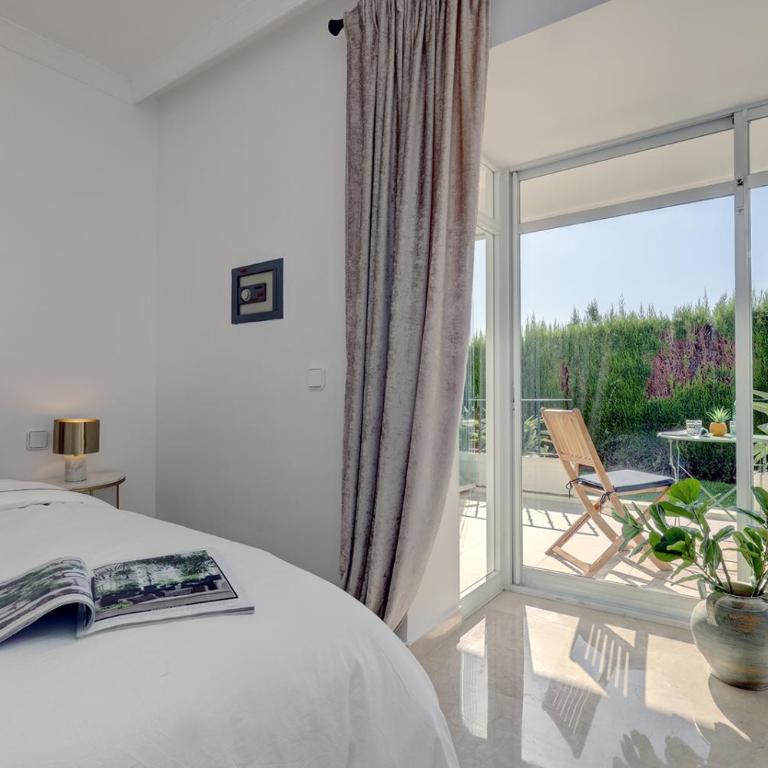 Aloha Gardens in Puerto Banus (Marbella) - Apartamento de 2 dormitorios - 8