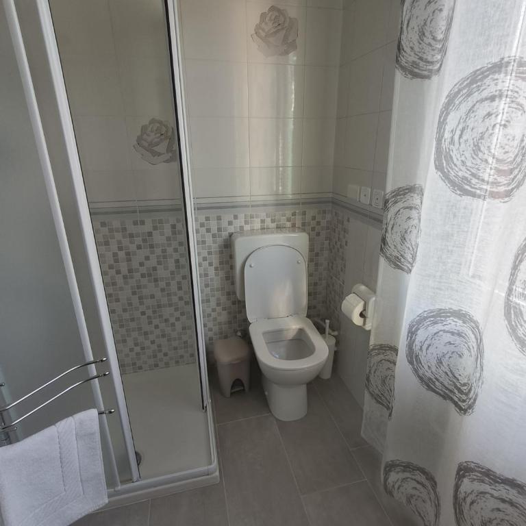 B&B La Chicca - Camera Matrimoniale/Doppia con Letti Singoli con Bagno Privato - 6