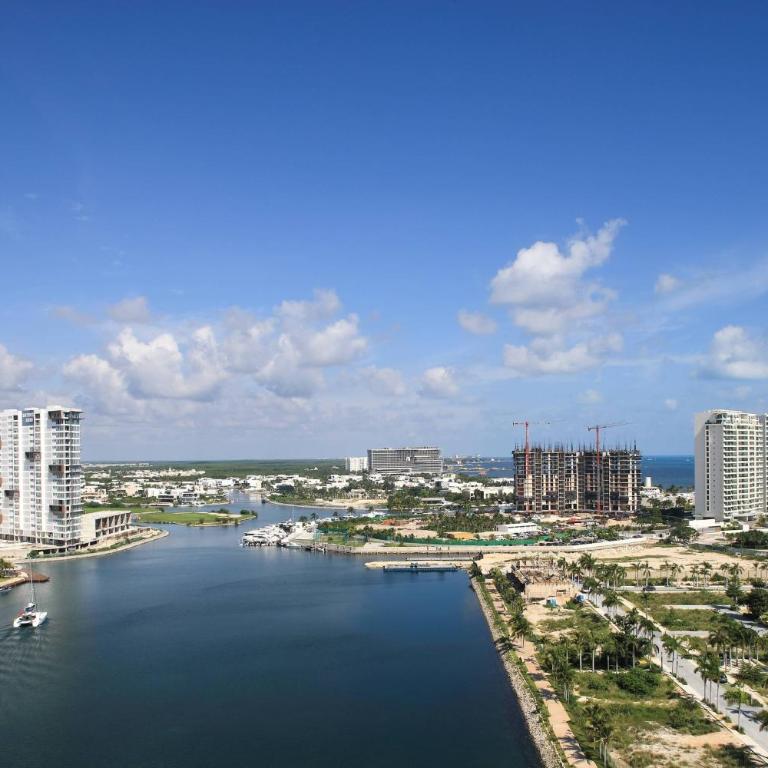 Renaissance Cancun Resort & Marina - Junior Suite - 9