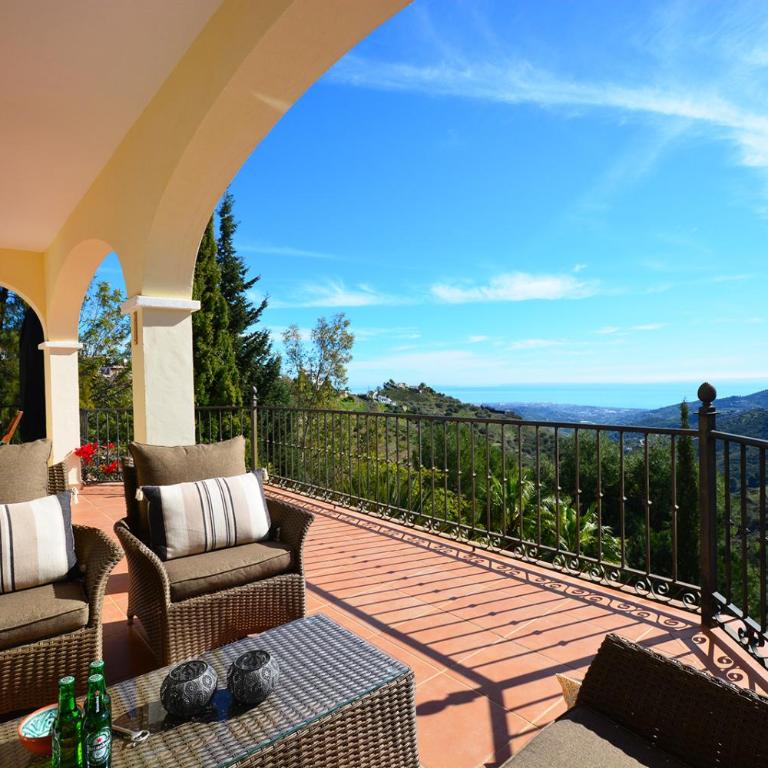 Casa Amarilla, Frigiliana Luxury Country villa with pool and parking HansOnHoliday Rentals - Apartamento de 3 dormitorios - 3