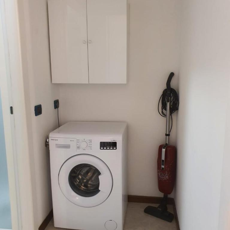 Monolocale PIANO TERRA a pochi minuti dall'ospedale Sacro cuore - Appartamento con 1 Camera da Letto - 10