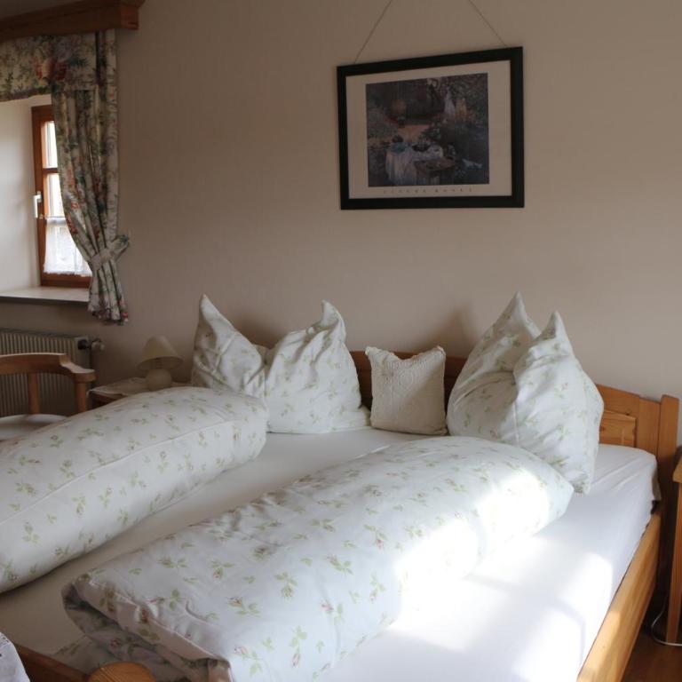 Haus Schönegger - Doppelzimmer mit Gartenblick - 4