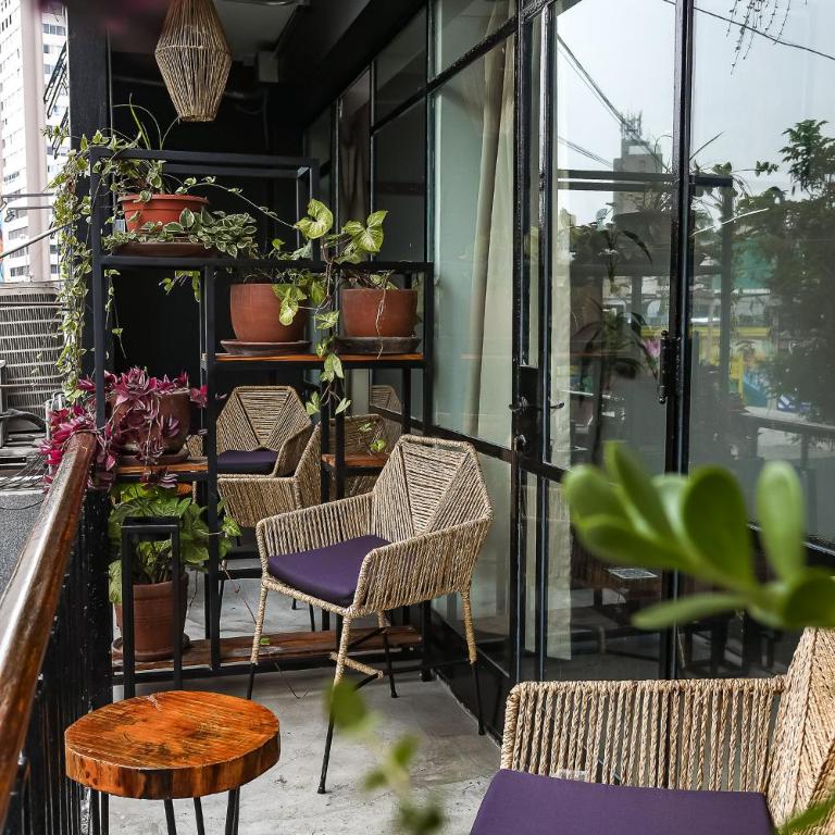 Ayni Living - Hostel - Habitación Doble con baño privado externo - 1