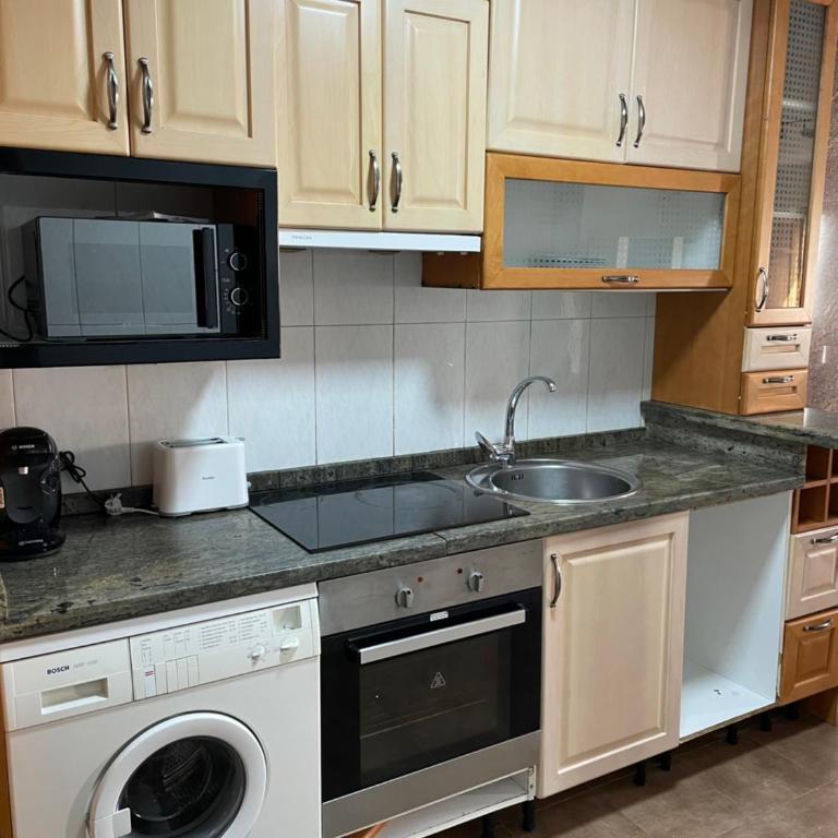 Alojamiento SAN MARTÍN - Apartamento de 1 dormitorio - 28