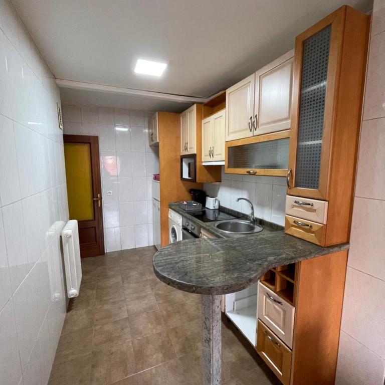Alojamiento SAN MARTÍN - Apartamento de 1 dormitorio - 30