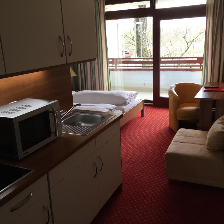 Central Hotel-Apart München - 2 Doppelzimmer mit Verbindungstür - 1