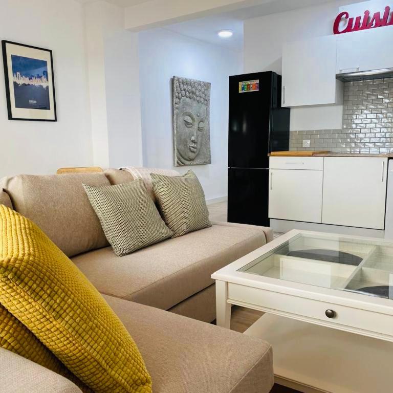 Apartamentos Carr - Apartamento de 3 dormitorios - 2