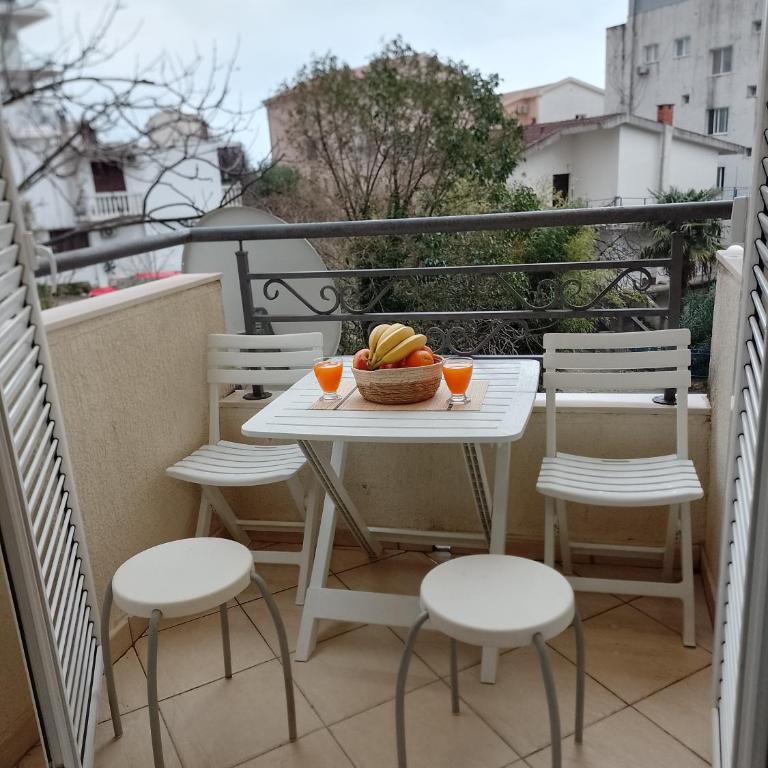 Splendid studio apartment - Apartment with Balcony - 4