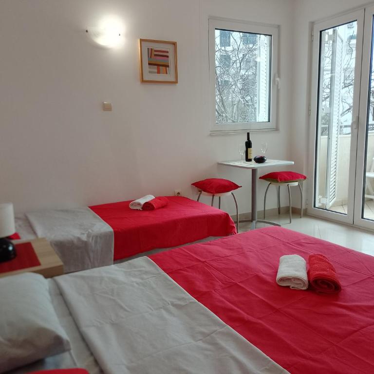 Splendid studio apartment - Apartment with Balcony - 25