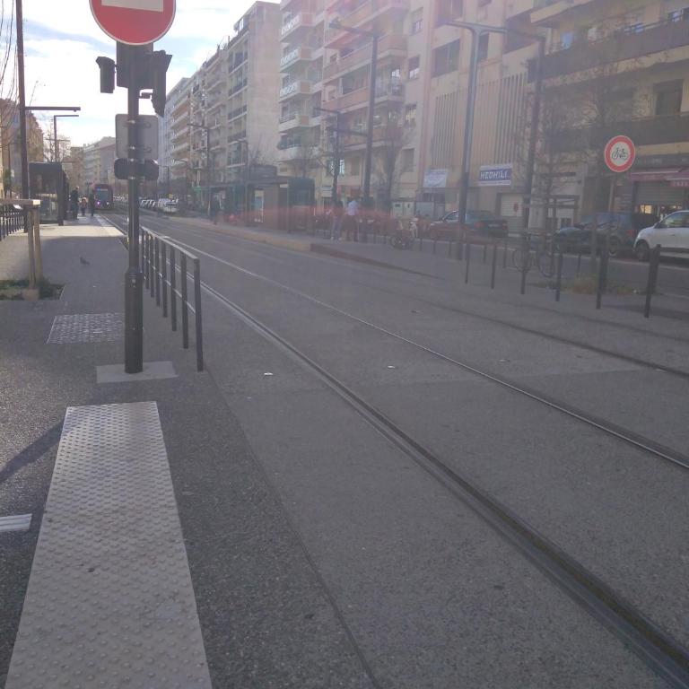 Elegant F1 proche tramway et plage - Appartement 1 Chambre - 16