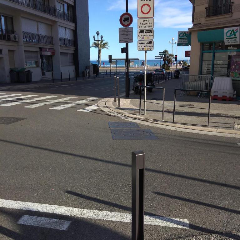 Elegant F1 proche tramway et plage - Appartement 1 Chambre - 17