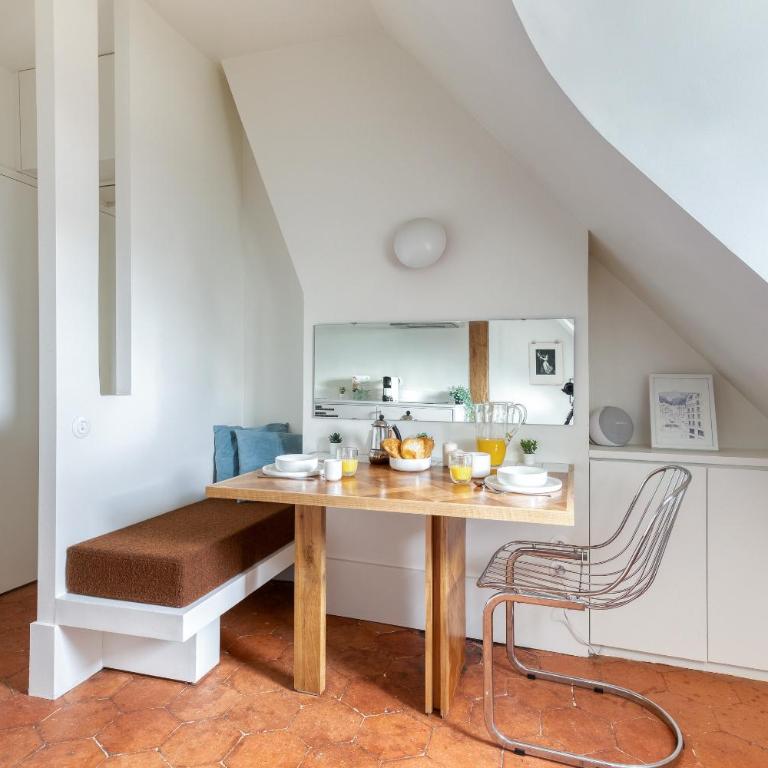 Studio Cocoon with View in the Heart of Paris 09 - Estudio - 2
