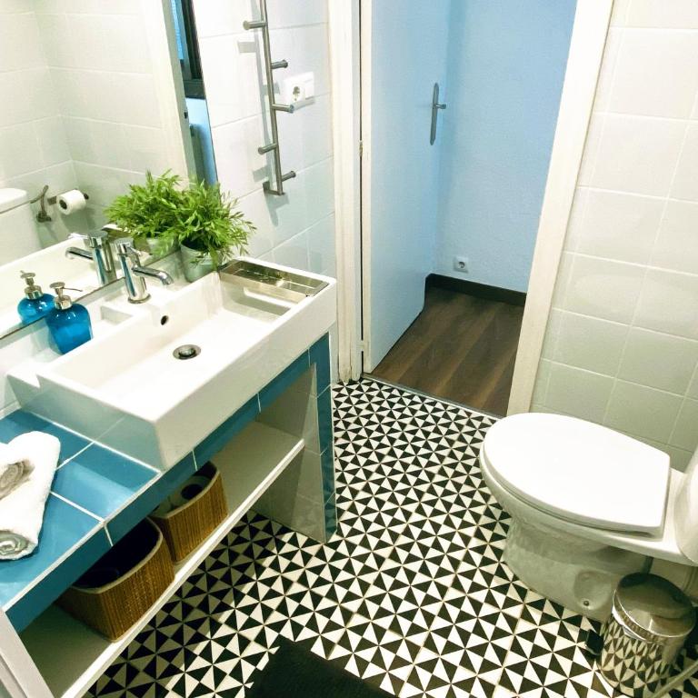 Casa Tortilla Sagrada Familia - Two-Bedroom Apartment - 31