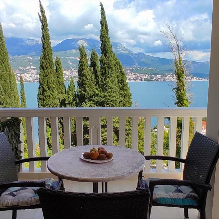 Villa Boka Sunrise Apartments - Apartment with Sea View - 9