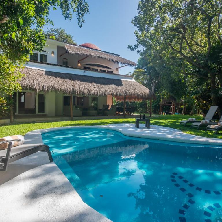 Villa Golf Beach Holiday Rental Private Pool BBQ Maid Service - Villa - 1