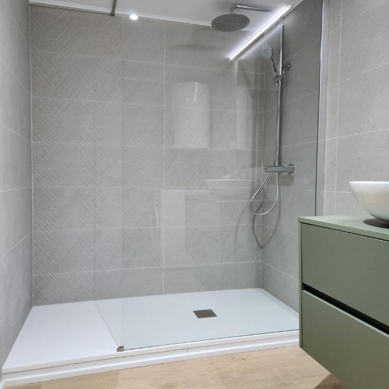 FLORIT FLATS - The Apolo Apartment - Two-Bedroom Apartment - 29