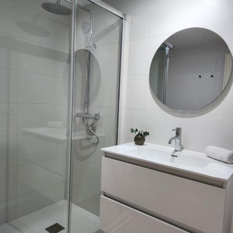 FLORIT FLATS - The Apolo Apartment - Two-Bedroom Apartment - 33