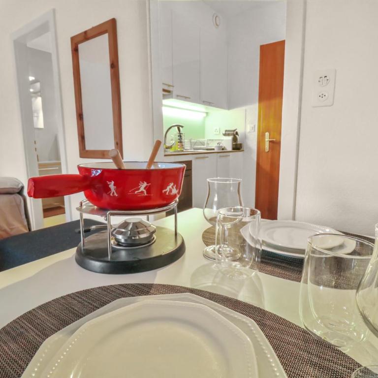 Studio chaleureux et paisible - Apartamento de 1 dormitorio - 8