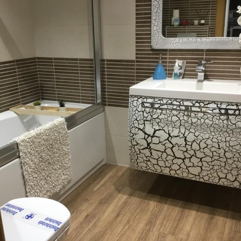 Gran piso alto LuzDiseño centrico con garaje - Apartamento de 2 dormitorios - 12