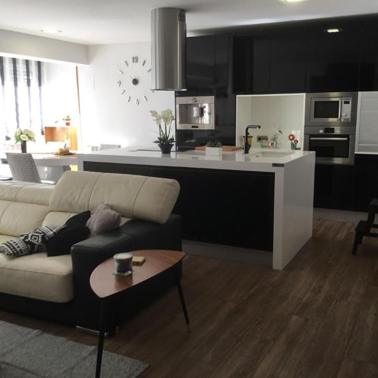 Gran piso alto LuzDiseño centrico con garaje - Apartamento de 2 dormitorios - 31