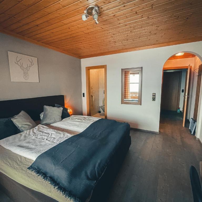 Hotel-Gasthof Lammersdorf - Doppelzimmer mit Bergblick - 1