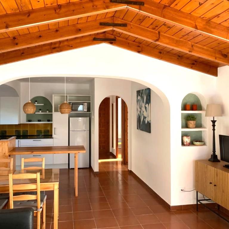 Private Apartments Cala Canyelles - Apartamento con vistas al mar - 9
