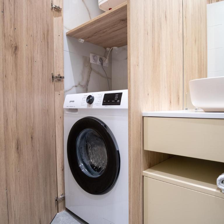 Urban Studio Apartman - Deluks Studio sa Bračnim Krevetom (King-size) - 25