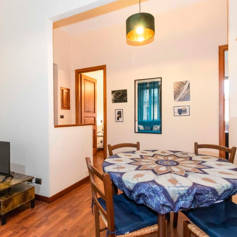 GuestHost - Piazza Statuto Comfy APT - with 2 Balconies - Two-Bedroom Apartment - 11