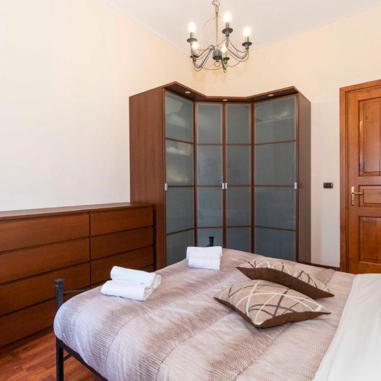 GuestHost - Piazza Statuto Comfy APT - with 2 Balconies - Two-Bedroom Apartment - 30