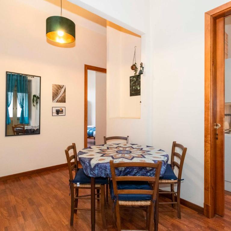 GuestHost - Piazza Statuto Comfy APT - with 2 Balconies - Two-Bedroom Apartment - 10