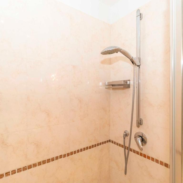 GuestHost - Piazza Statuto Comfy APT - with 2 Balconies - Two-Bedroom Apartment - 42