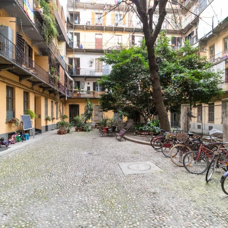 GuestHost - Piazza Statuto Comfy APT - with 2 Balconies - Two-Bedroom Apartment - 45